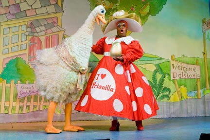 Goose-and-Priscilla.jpg
